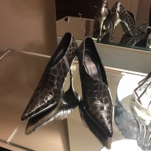 Donald Pliner Patent Heels 9